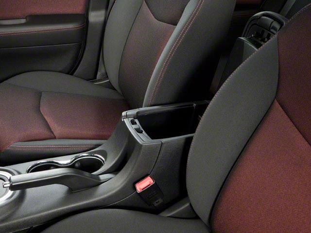 2011 Dodge Avenger 4dr Sdn Lux