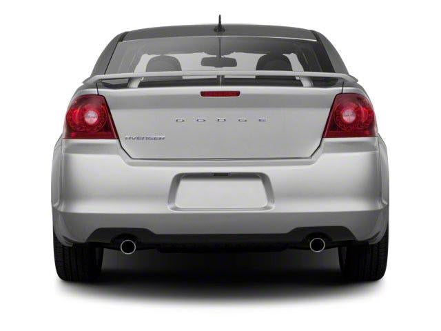 2011 Dodge Avenger 4dr Sdn Lux