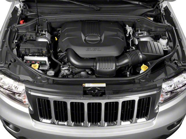 2013 Jeep Grand Cherokee 4WD 4dr Laredo Altitude *Ltd Avail*