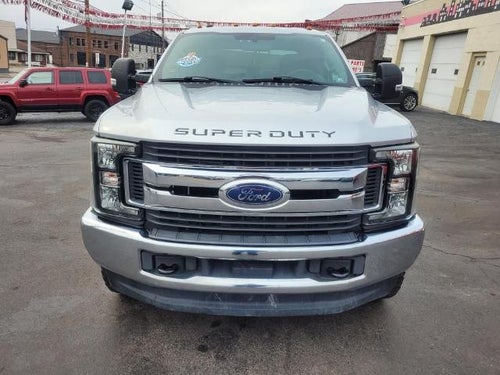 2017 Ford Super Duty F-250 SRW XL 4WD Crew Cab 6.75' Box