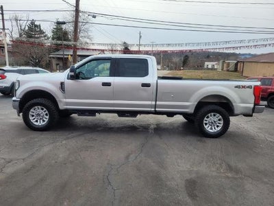 2017 Ford Super Duty F-250 SRW XL 4WD Crew Cab 6.75' Box