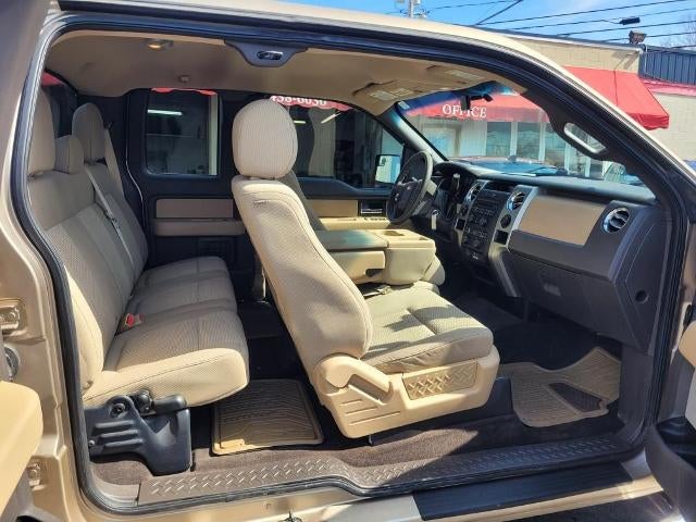 2013 Ford F-150 4WD SuperCab 6-1/2 Ft Box XL