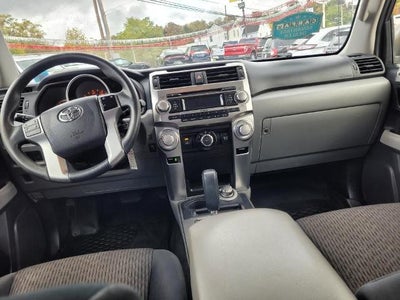 2013 Toyota 4Runner 4WD 4dr V6 SR5 (Natl)